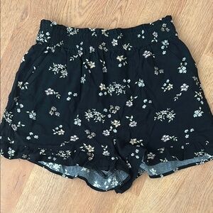 SO High Waist Black and White Floral Shorts